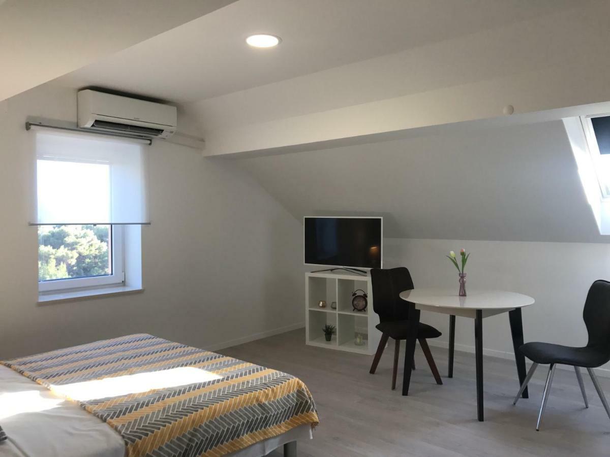 Apartment Bilo Омиш Экстерьер фото