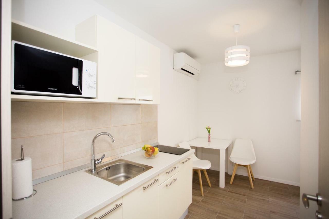 Apartment Bilo Омиш Экстерьер фото