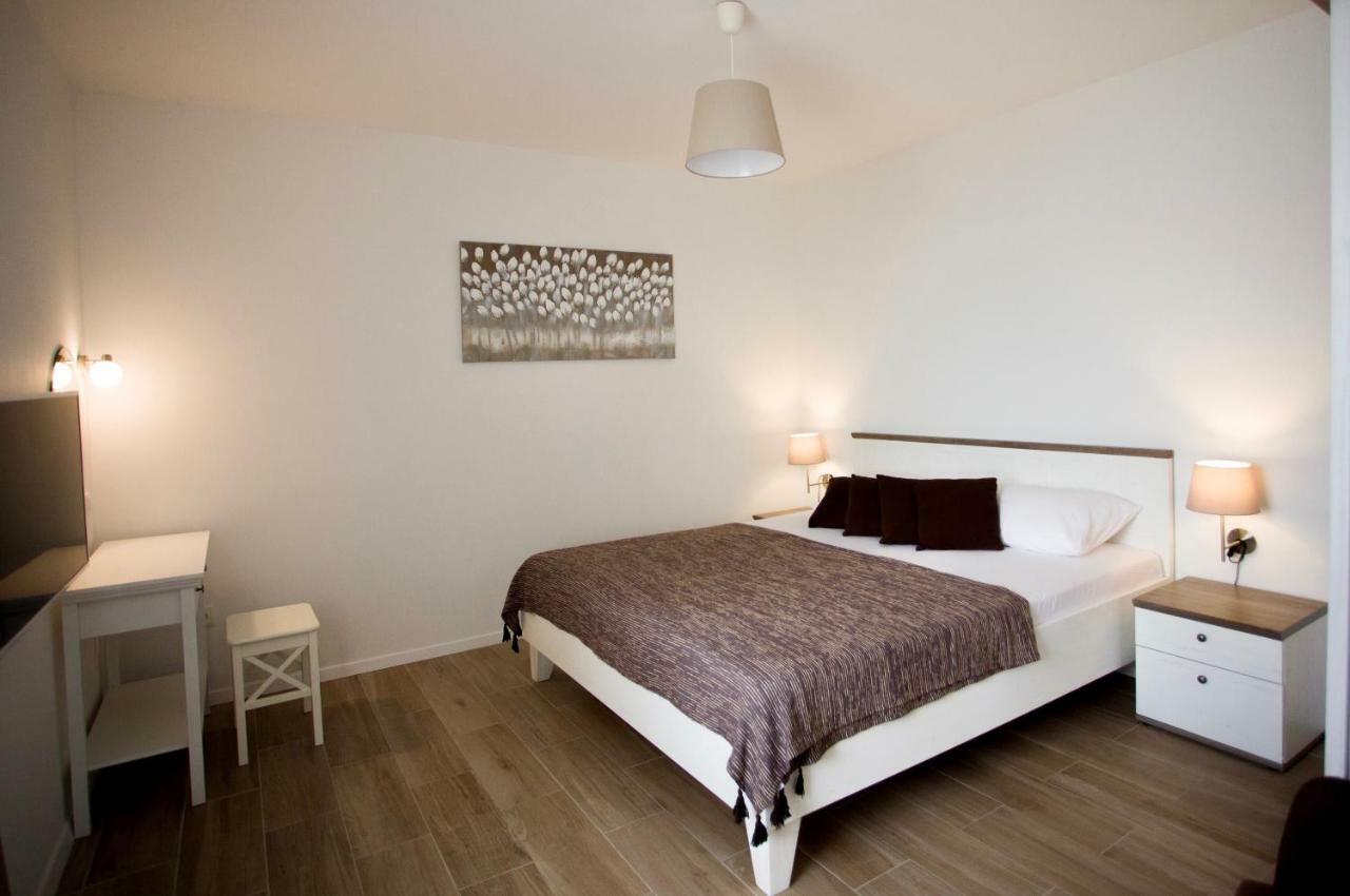 Apartment Bilo Омиш Экстерьер фото